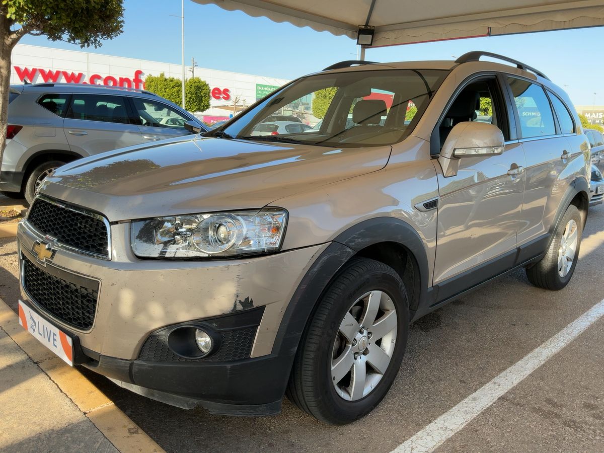 Chevrolet Captiva 2.2 Diesel D LT 2WD