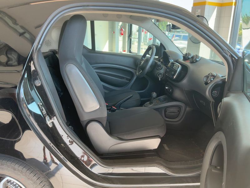 Smart fortwo 1.0 youngster — zdjęcie 11