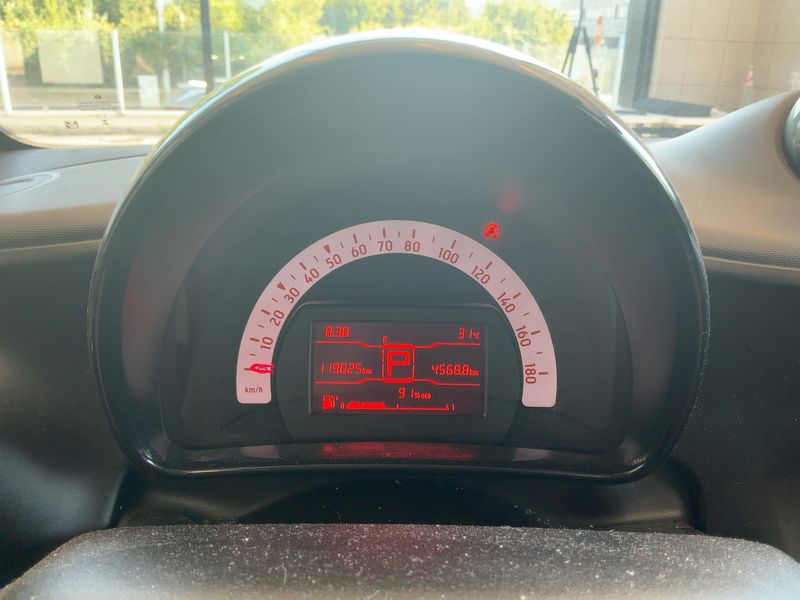 Smart fortwo 1.0 youngster — zdjęcie 13