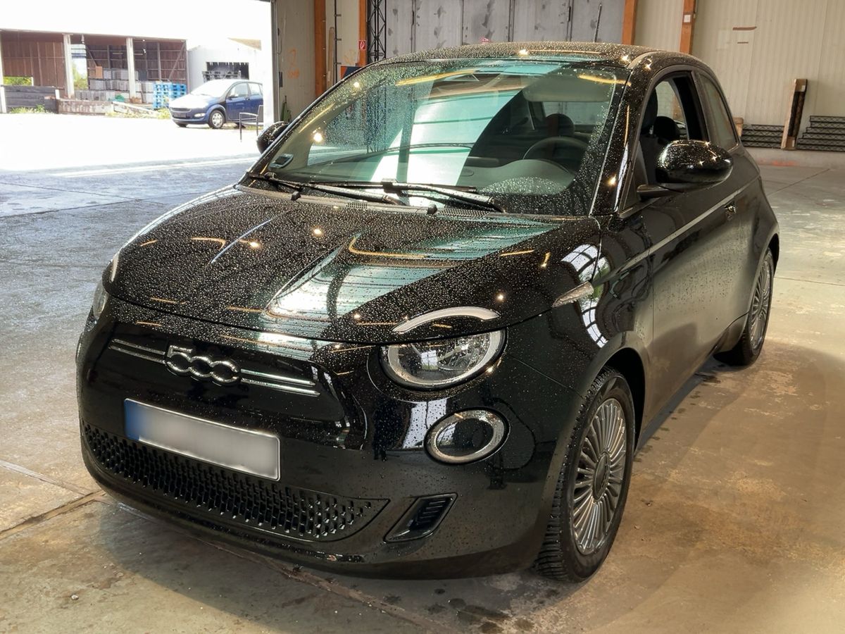 Fiat 500e 2021 — photo 1