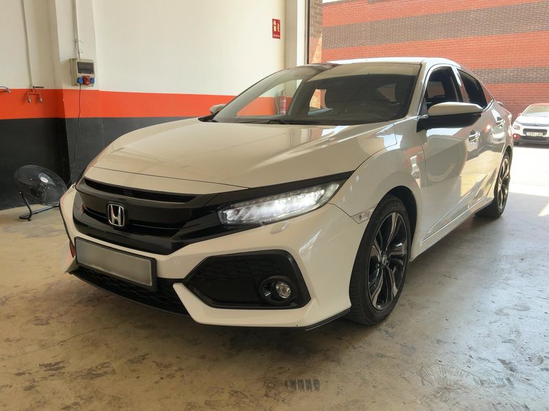 Honda Civic 1.0 VTEC Executive