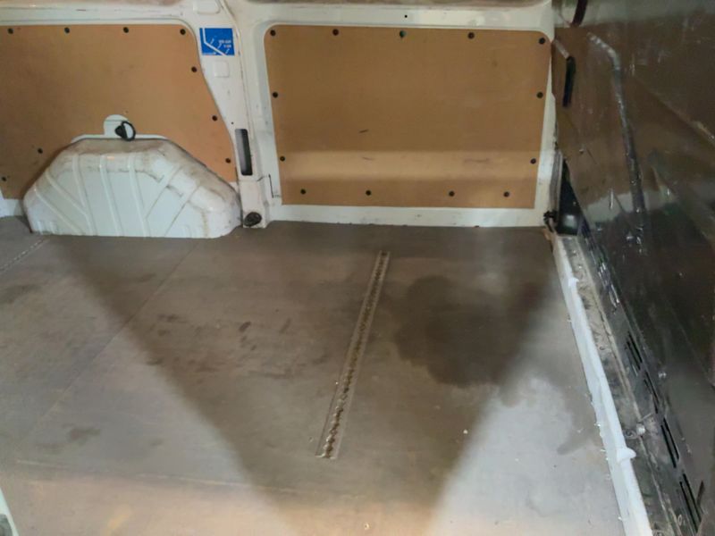 Ford Transit 2.2 TDCi 250 L1 City Light — zdjęcie 14