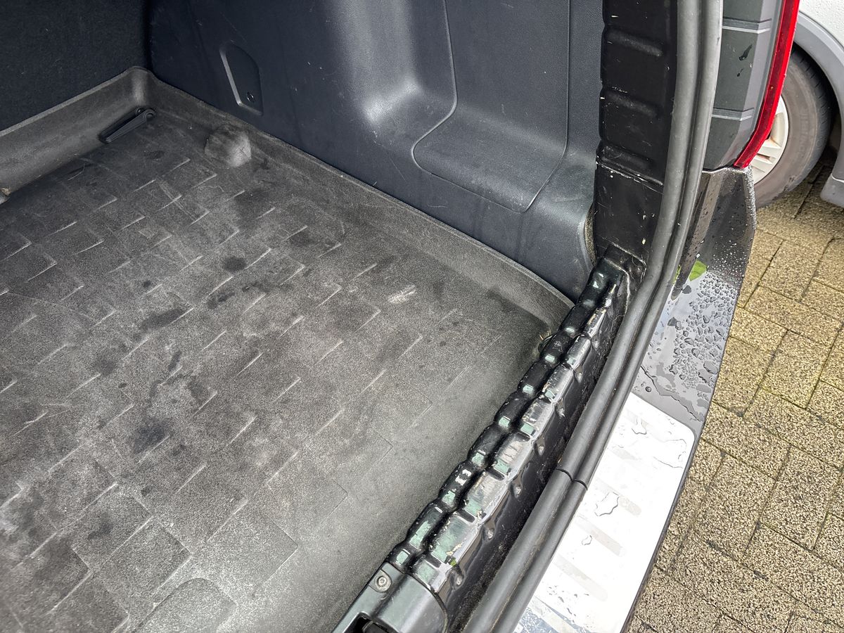 Dacia Duster 2012 — photo 34