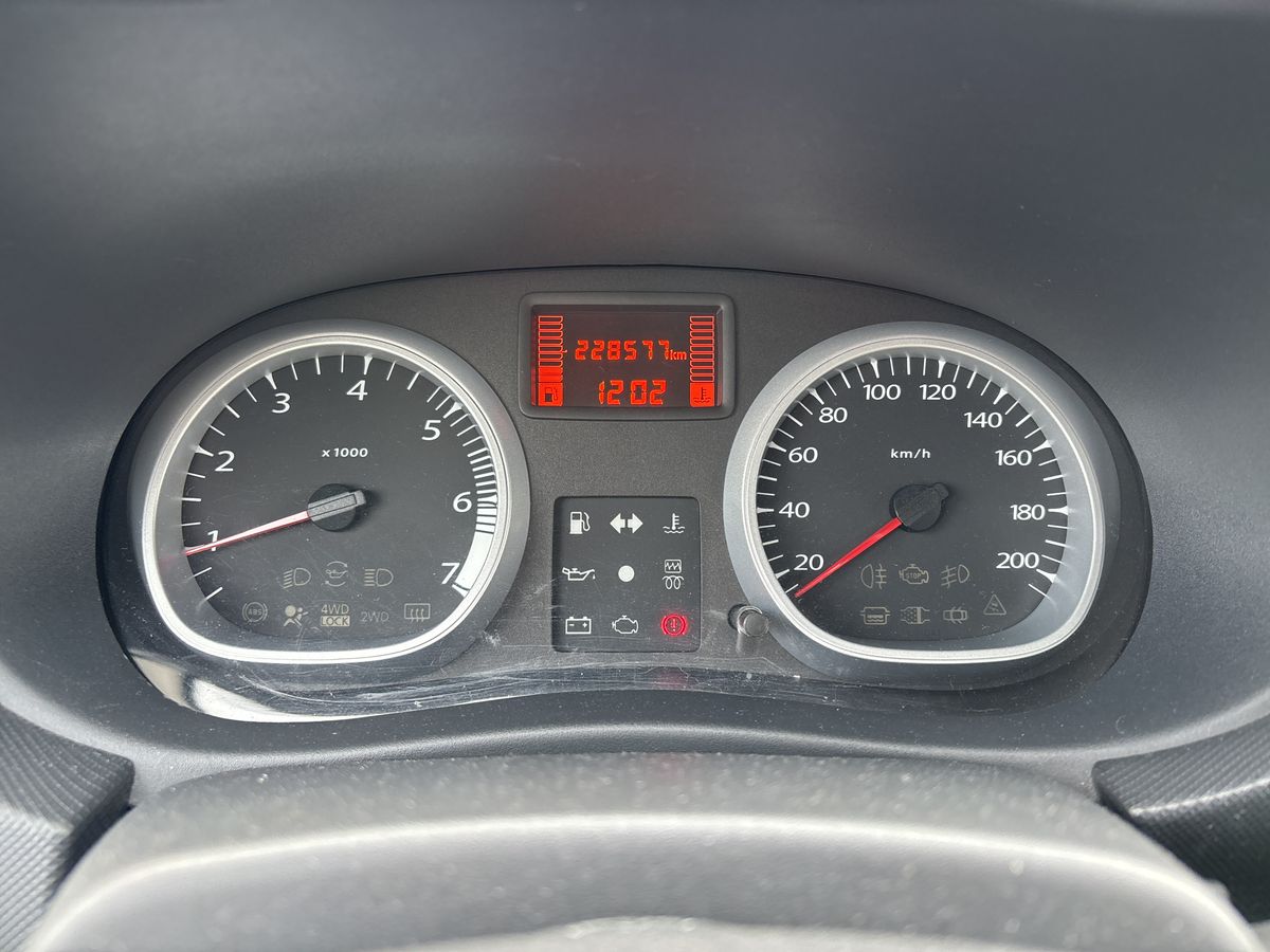 Dacia Duster 2012 — photo 13