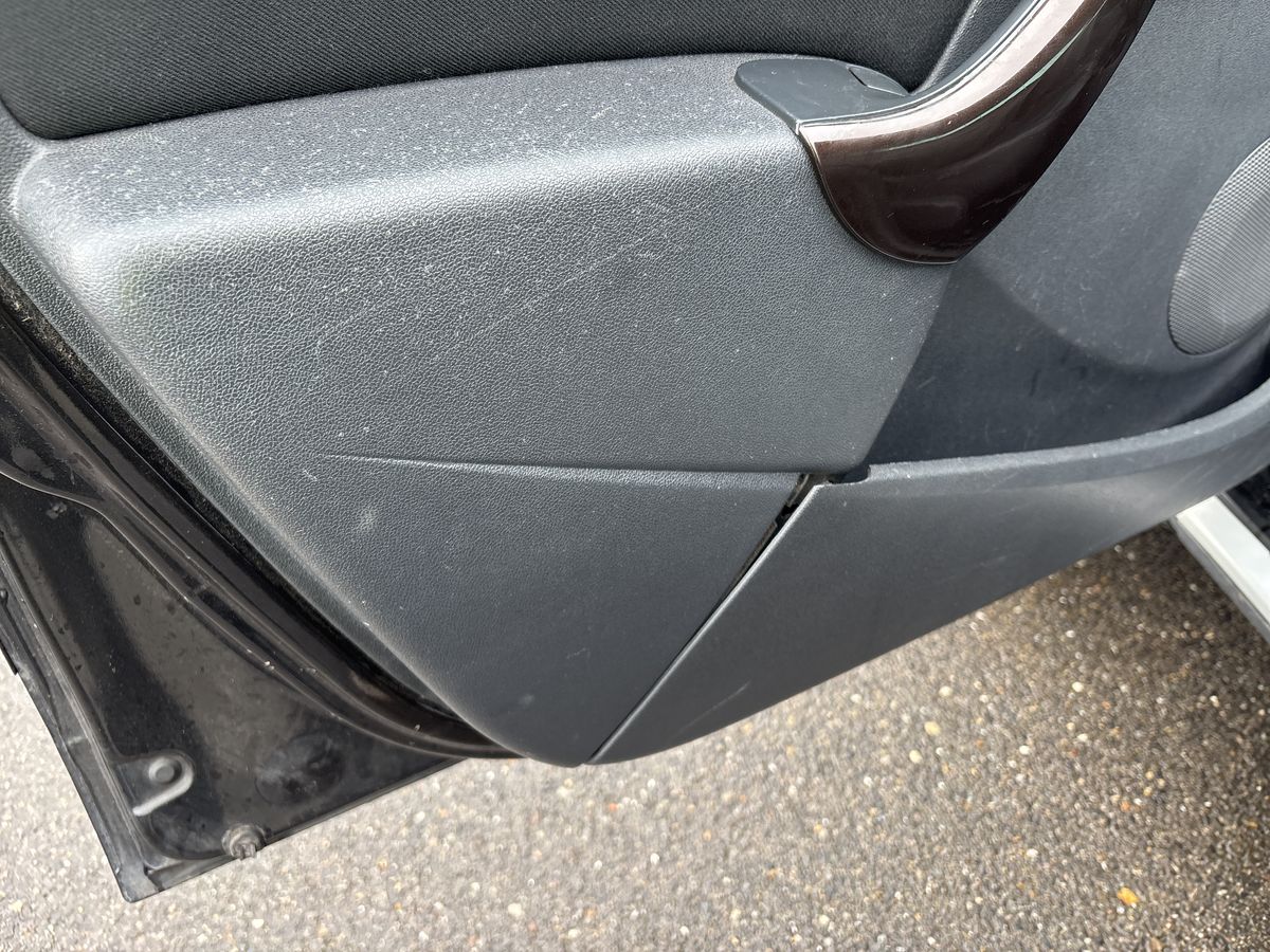 Dacia Duster 2012 — photo 37