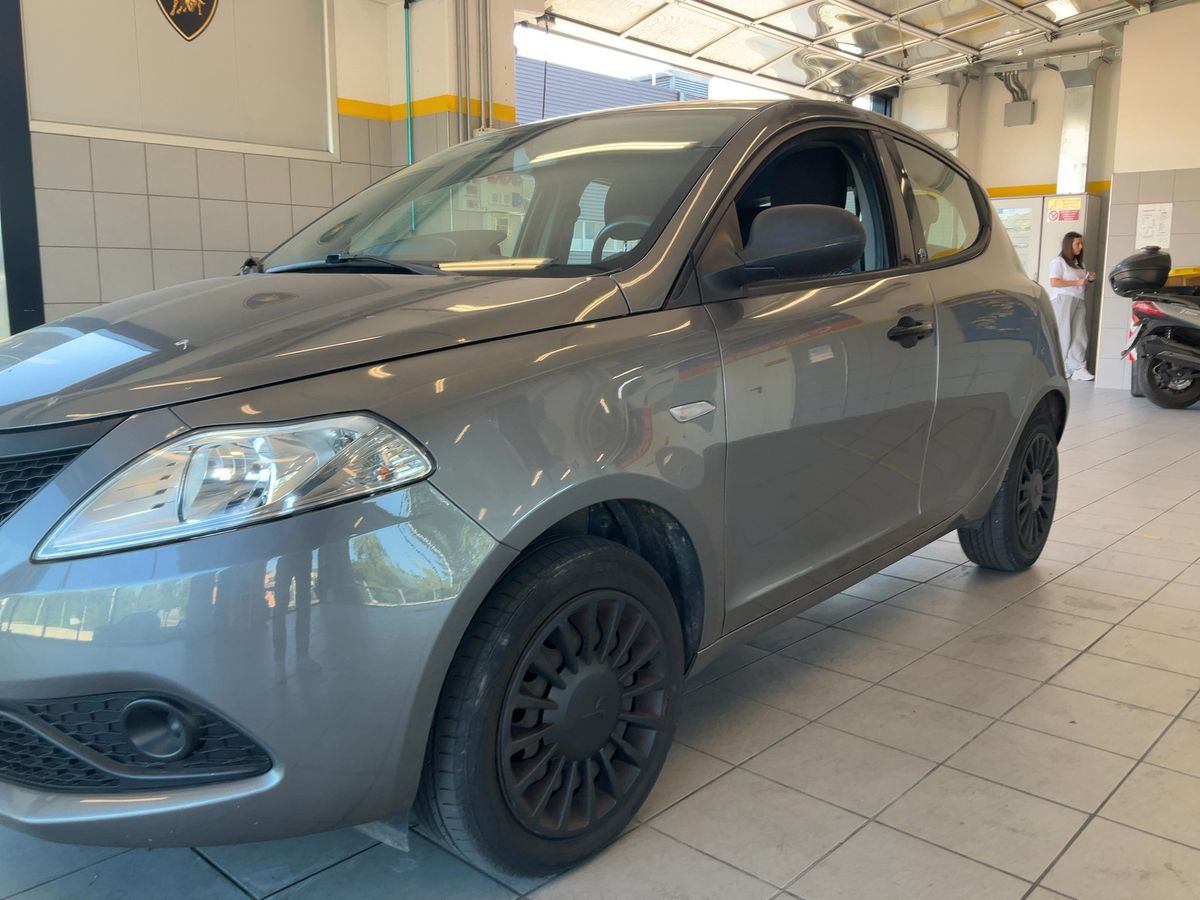 Lancia Ypsilon d'occasion