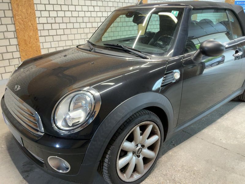MINI Cabrio One — zdjęcie 2