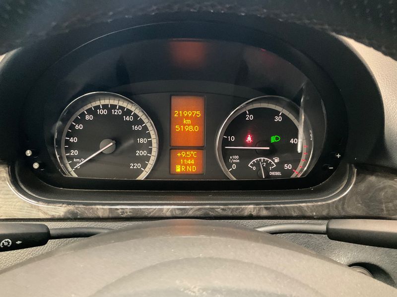 Mercedes-Benz Viano 3.0 CDI extralang BlueEfficiency Ambiente — zdjęcie 13