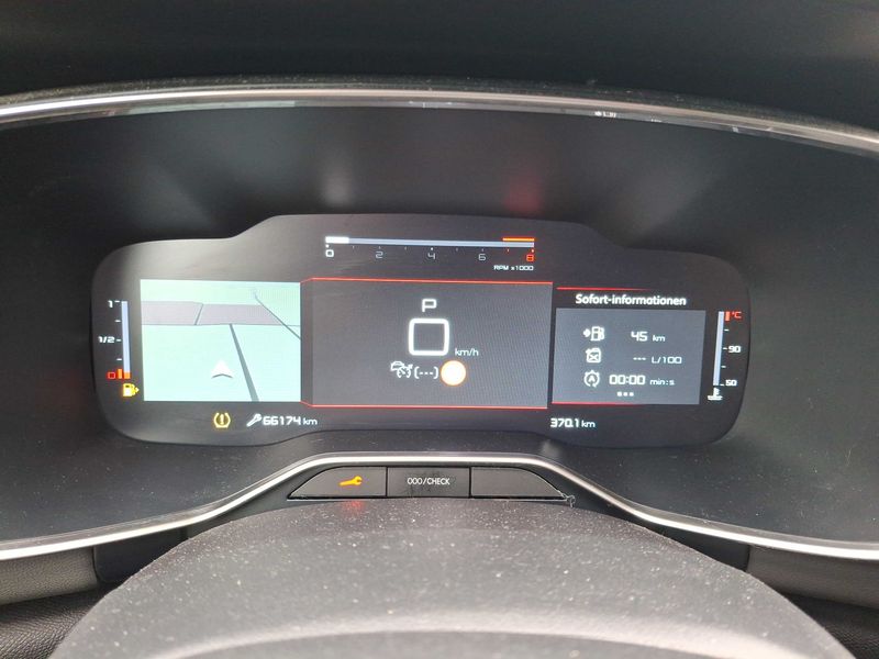 Citroen C5 Aircross 1.2 PureTech C-Series — zdjęcie 12