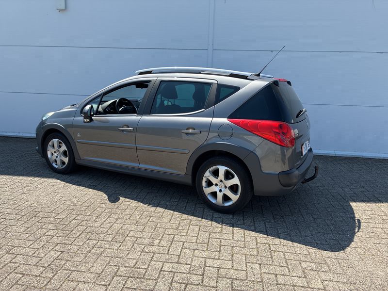 Peugeot 207 1.6 Escapade — zdjęcie 3