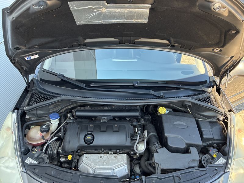Peugeot 207 1.6 Escapade — zdjęcie 8