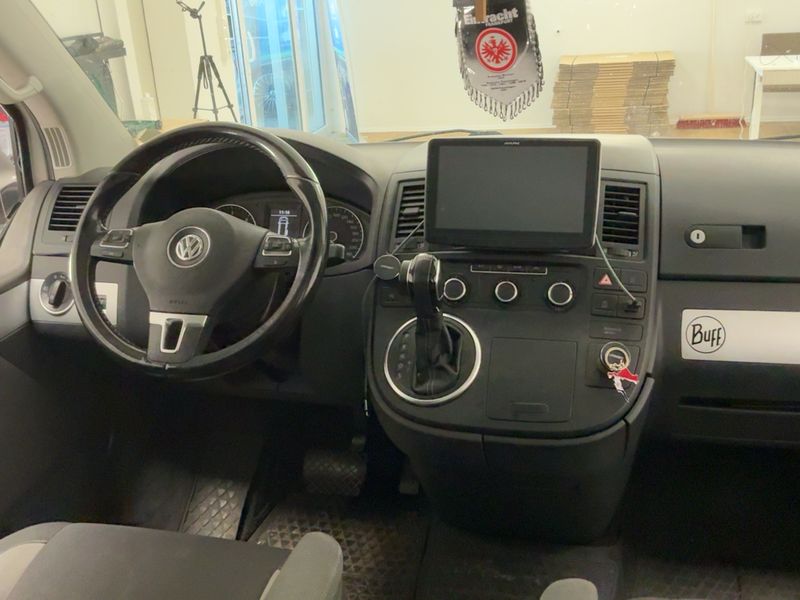 Volkswagen T5 Multivan 2.0 TDI Edition 25 4Motion 2013 – снимка 18