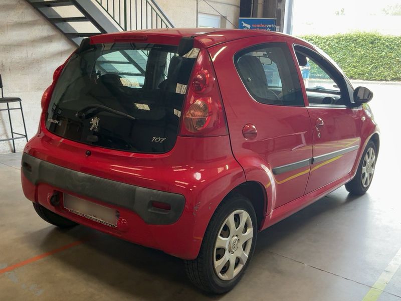 Peugeot 107 1.0 Trendy — zdjęcie 6