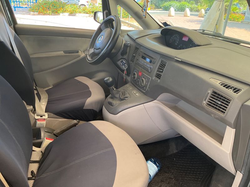 Fiat Idea 1.3 JTD Multijet Active — zdjęcie 3