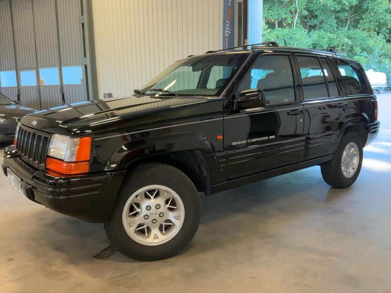 Jeep Grand Cherokee 5.2 V8 Ltd.