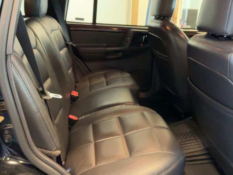Jeep Grand Cherokee 5.2 V8 Ltd. — zdjęcie 14