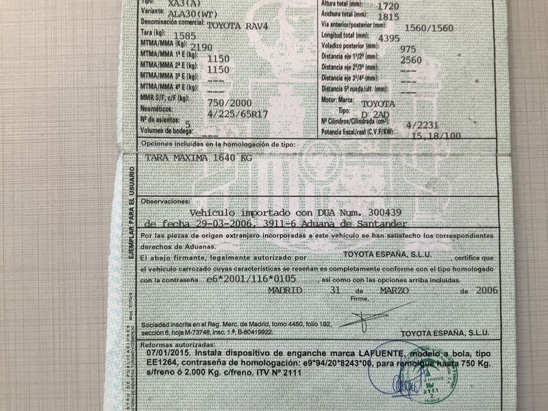 Toyota RAV 4 2.2 D-4D Life 2006 – снимка 21
