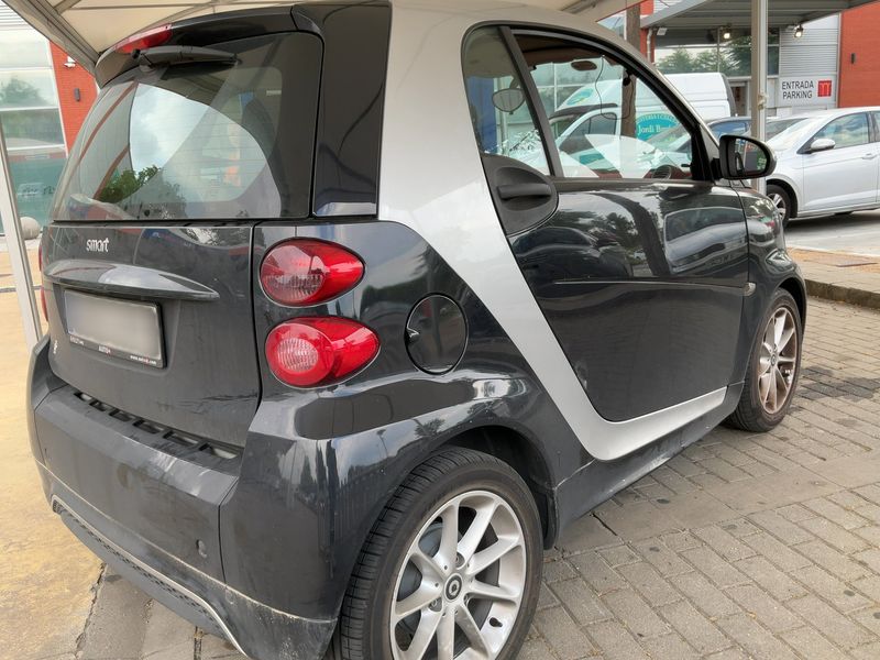 Smart fortwo 1.0 Micro Hybrid Drive passion — zdjęcie 6