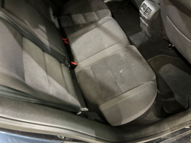 Volkswagen Golf VI 2.0 TDI Carat 2010 – снимка 28
