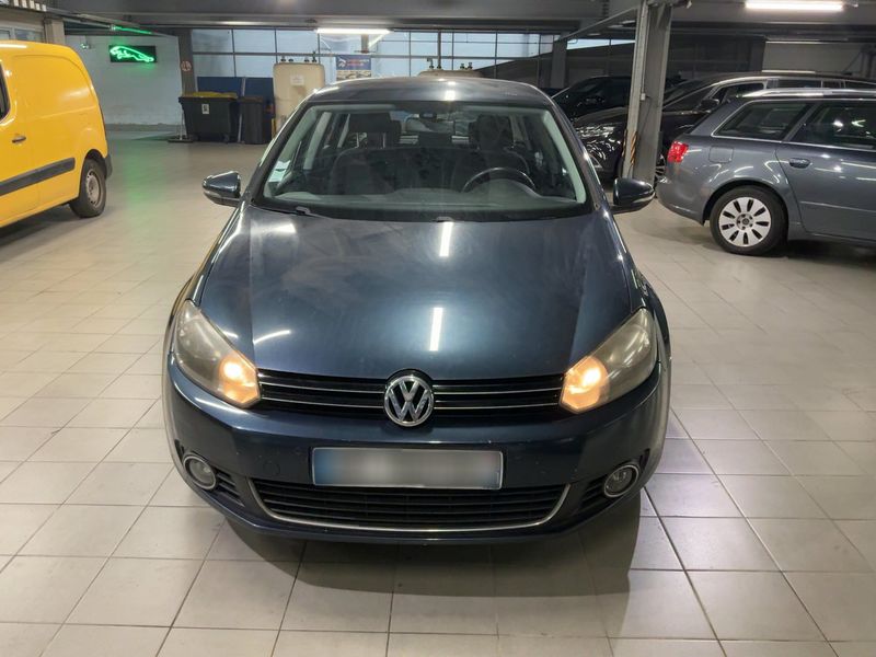 Volkswagen Golf VI 2.0 TDI Carat 2010 – снимка 14