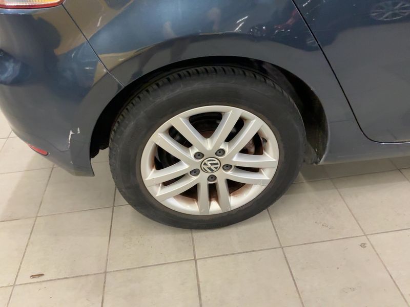 Volkswagen Golf VI 2.0 TDI Carat 2010 – снимка 9