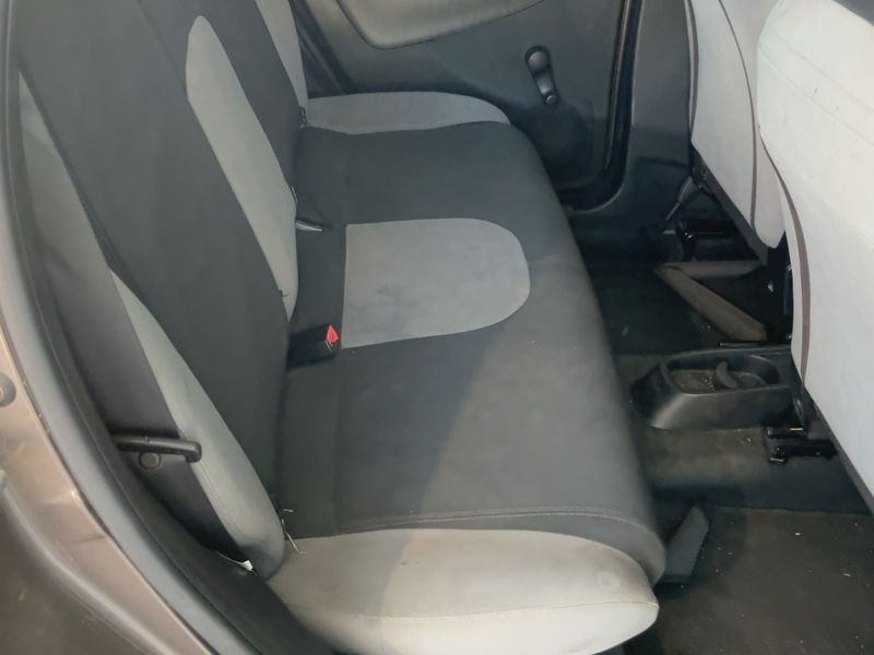 Lancia Ypsilon 1.2 GPL Silver 2013 – снимка 19
