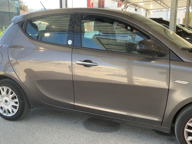 Lancia Ypsilon 1.2 GPL Silver 2013 – снимка 10