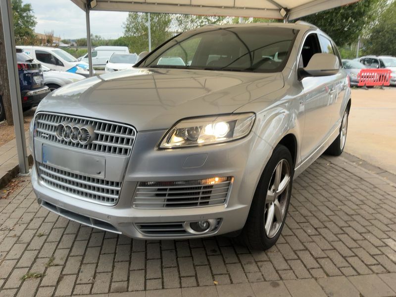 Audi Q7 3.0 V6 TDI quattro