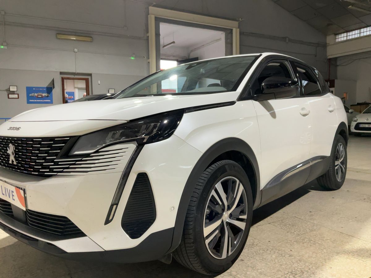 Peugeot 3008 1.5 Blue-HDi Allure Pack