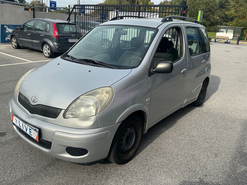 Toyota Yaris Verso