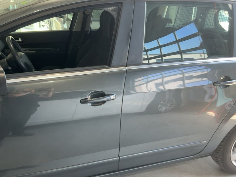 Peugeot 5008 1.6 HDi Active 2013 – снимка 4