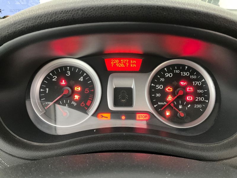 Renault Clio 1.5 dCi 20 Ans 2011 – снимка 4