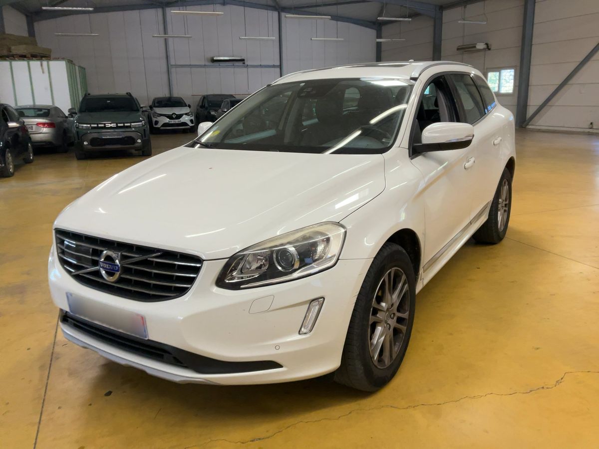 Volvo XC60 2015 — photo 1