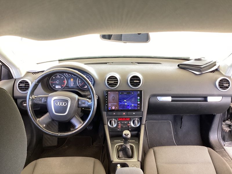 Audi A3 1.9 TDIe Attraction — zdjęcie 12