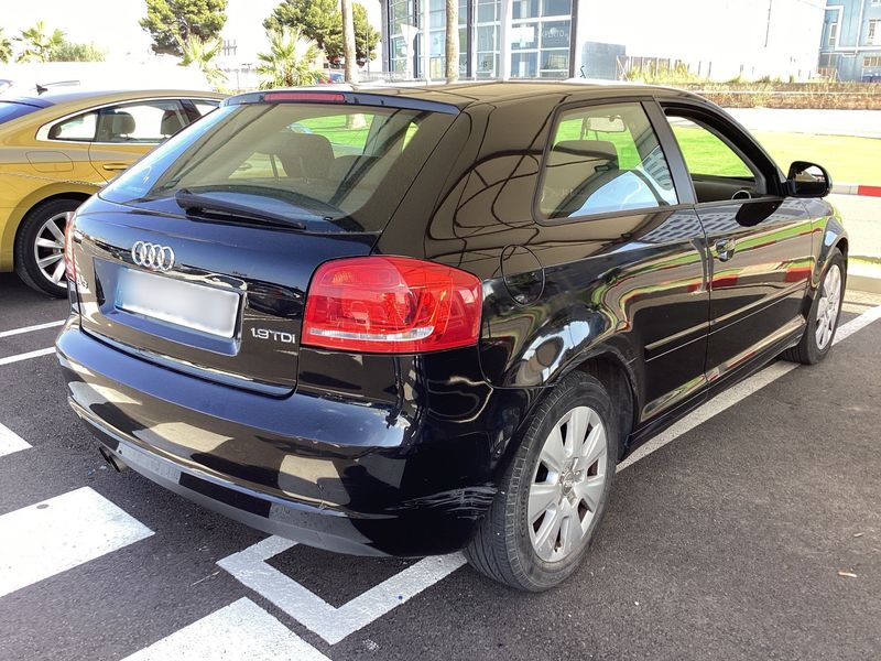 Audi A3 1.9 TDIe Attraction — zdjęcie 6