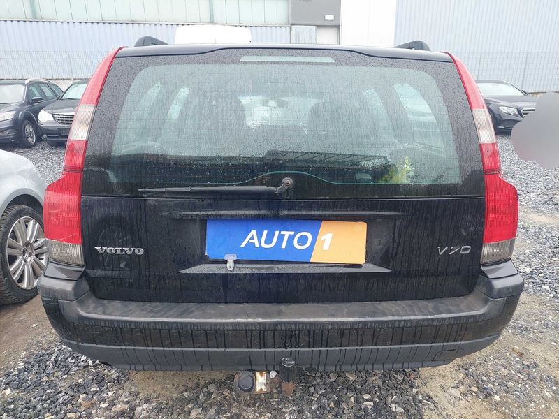Volvo V70 2.4 — zdjęcie 4