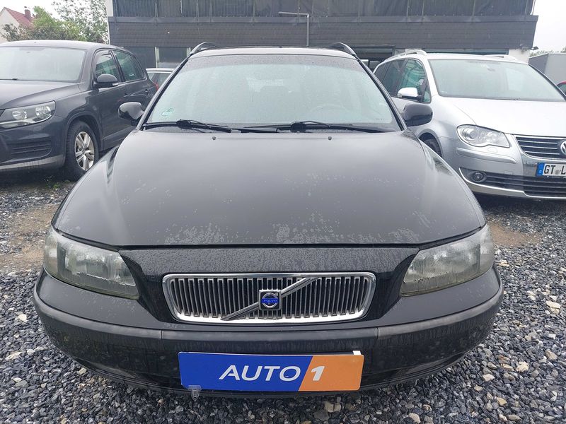 Volvo V70 2.4 — zdjęcie 7