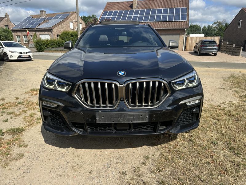 BMW X6 M50i — zdjęcie 7