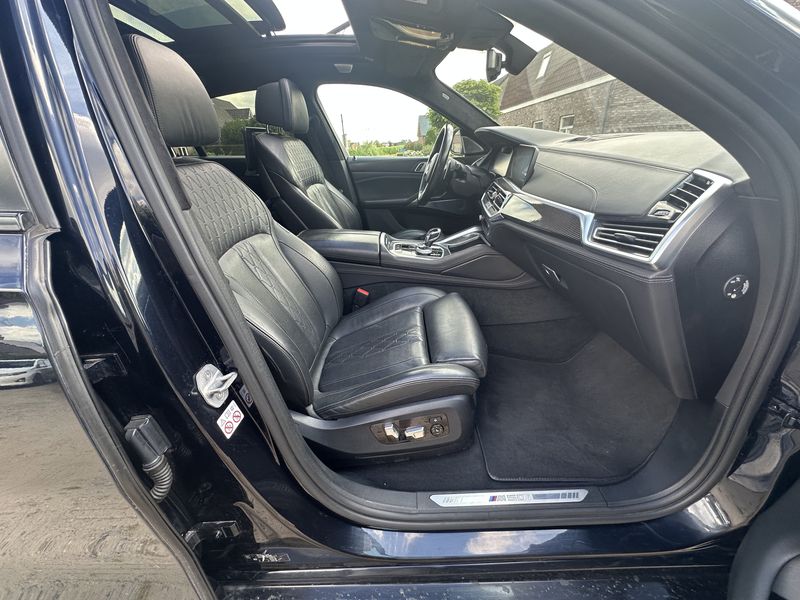 BMW X6 M50i — zdjęcie 10
