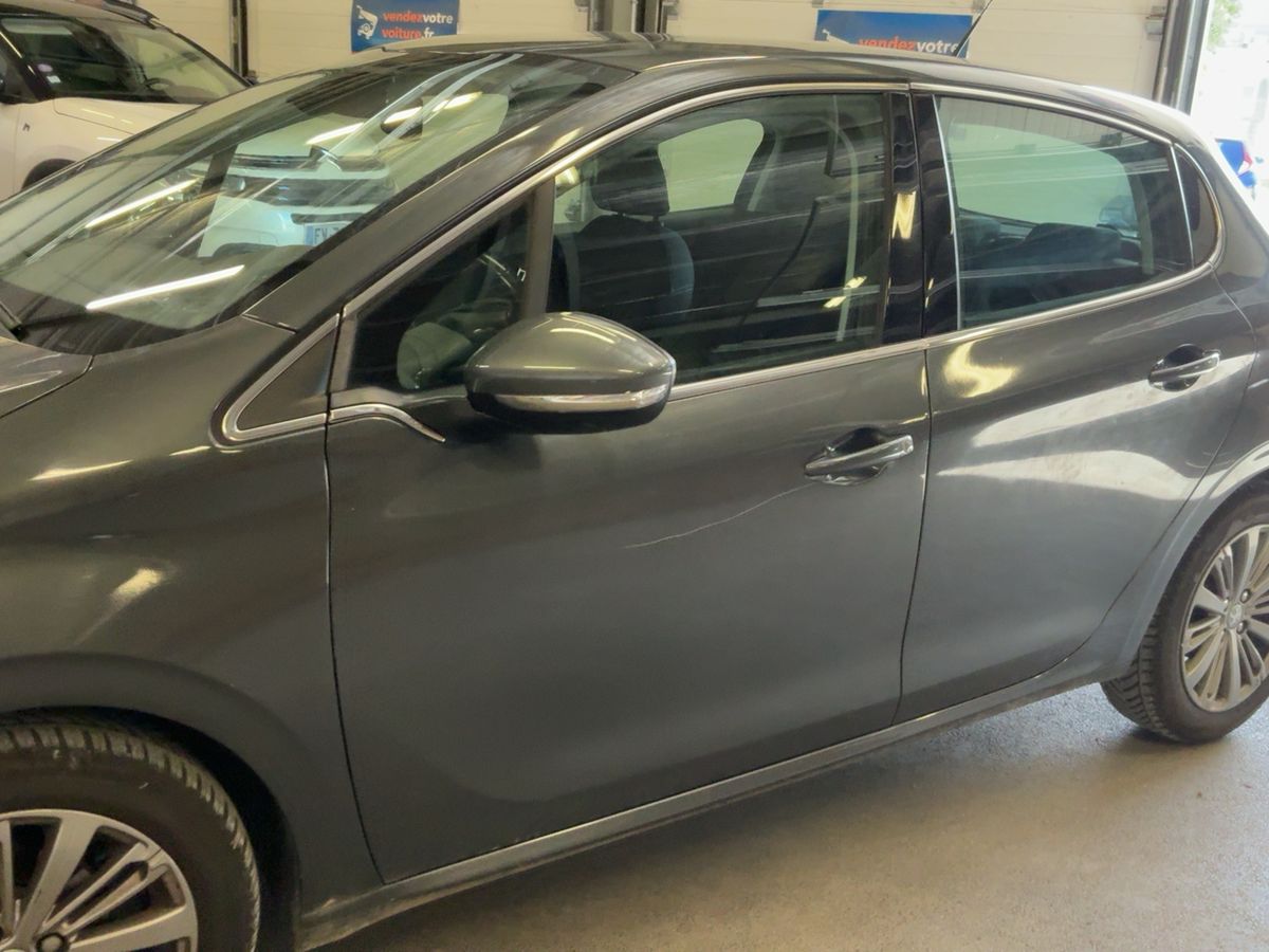 Peugeot 208 1.2 PureTech Allure