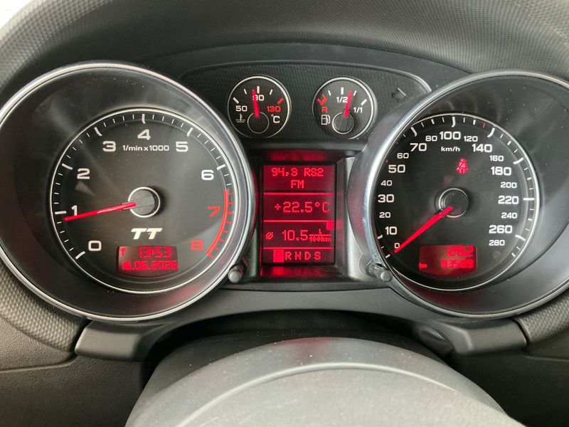 Audi TT 2.0 TFSI Roadster — zdjęcie 13