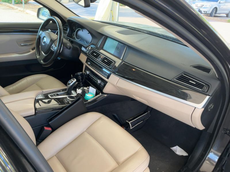 BMW 5er 525d — zdjęcie 12