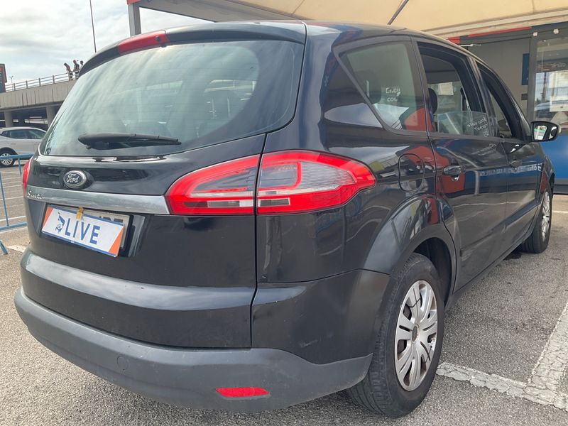 Ford S-Max 2.0 TDCi Trend 2011 – снимка 2