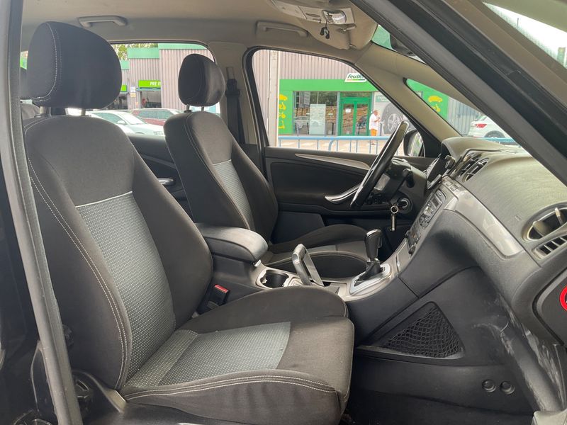 Ford S-Max 2.0 TDCi Trend 2011 – снимка 3