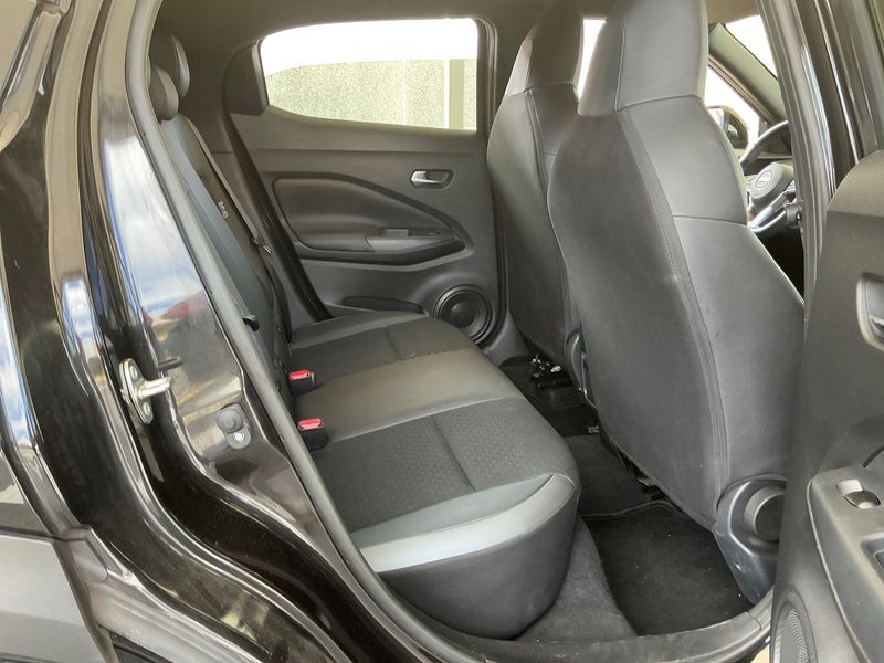 Nissan Juke 1.0 DIG-T Acenta — zdjęcie 14