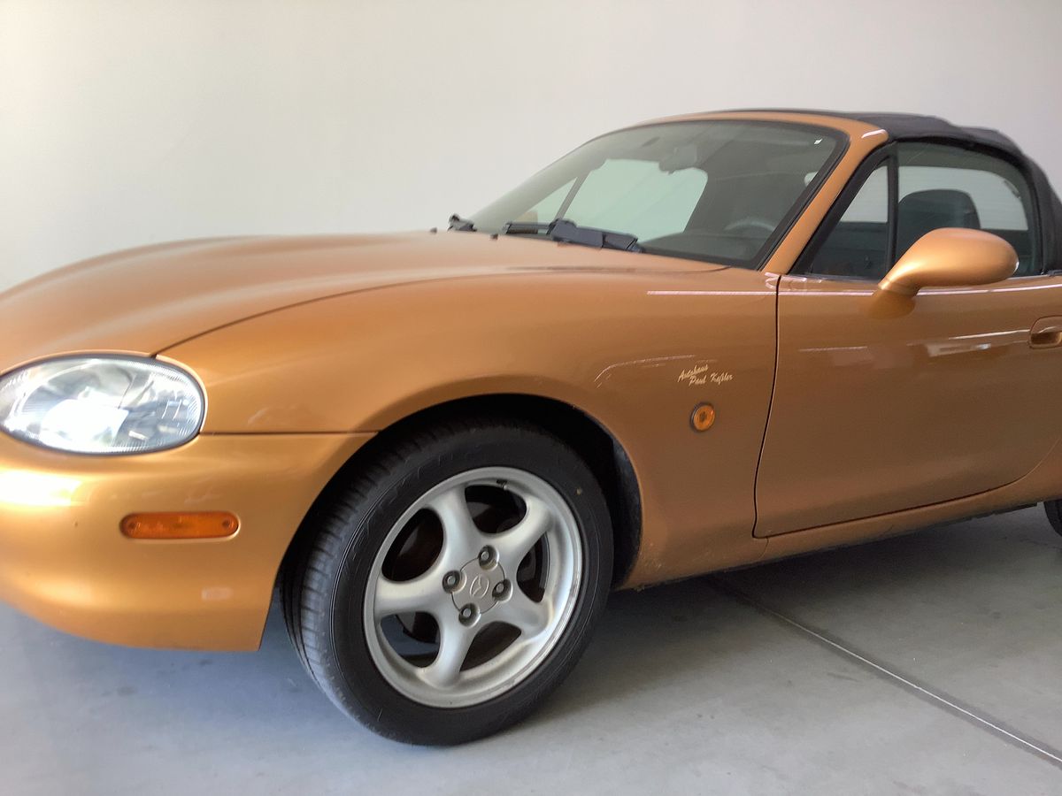 Mazda MX-5 1.9 Roadster