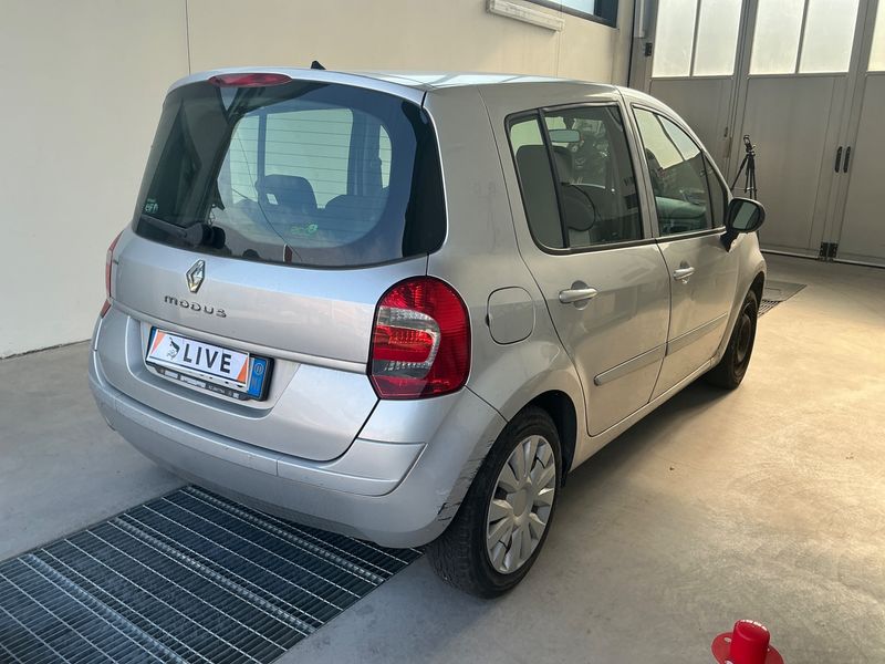 Renault Modus 1.2 Attractive — zdjęcie 2