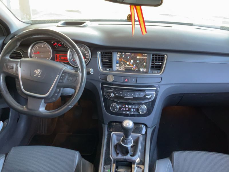 Peugeot 508 2.0 Blue-HDi Allure — zdjęcie 12