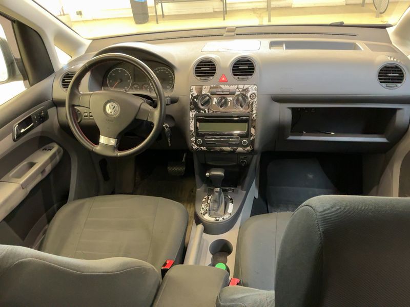Volkswagen Caddy 1.9 TDI Life Team — zdjęcie 12