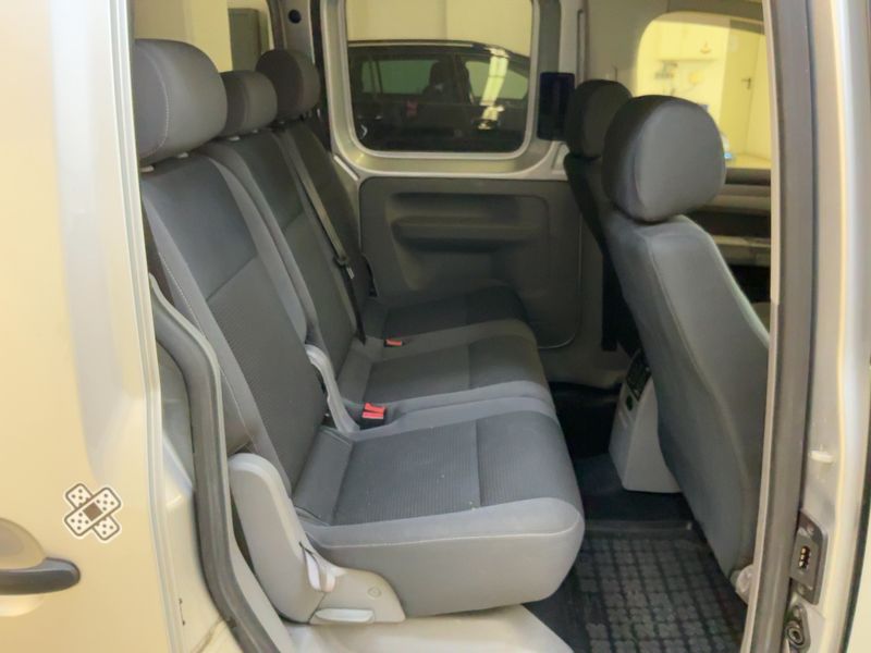 Volkswagen Caddy 1.9 TDI Life Team — zdjęcie 14